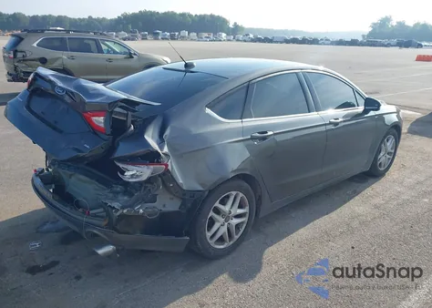 2016 Ford Fusion Se z USA, uszkodzony, nr VIN 3FA6P0H71GR304431